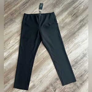 Adrianna Papell NWT Black pull on stretch slacks. Size 8 new!